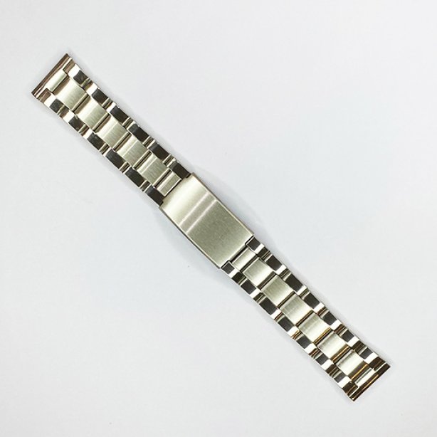 สายสแตนเลสสตีล สำหรับนาฬิกาข้อมือ - สีเงิน ( 20MM ) S05002019